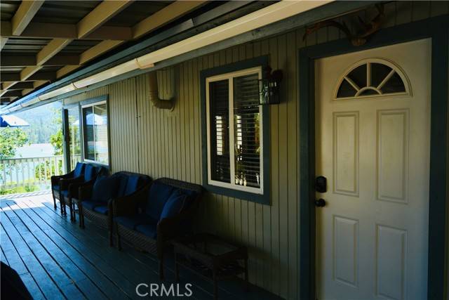 37744 Shoreline Drive, Bass Lake, CA 93604