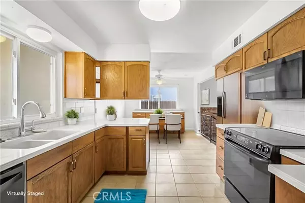 Clovis, CA 93611,1725 Dennis Avenue