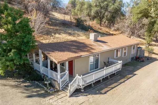 4975 Streeter Mtn Road, Mariposa, CA 95338