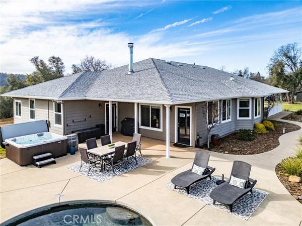 5441 E Whitlock Road, Mariposa, CA 95338