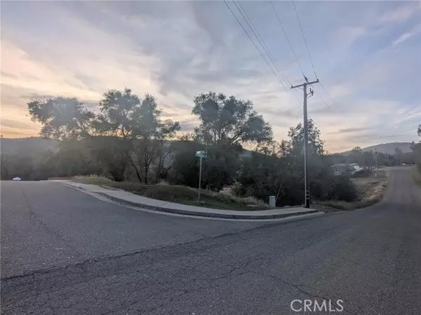 Mariposa, CA 95338,5255 White Oak Court