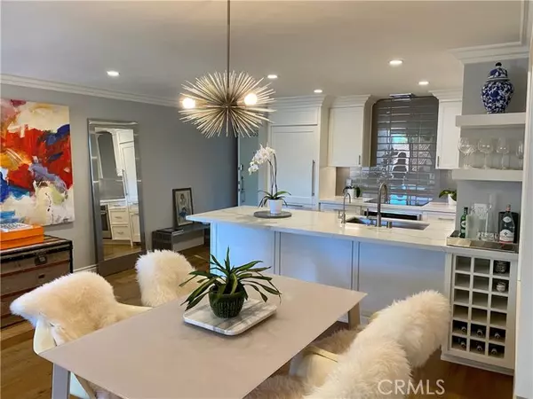 7811 Eads Avenue #305, La Jolla (san Diego), CA 92037