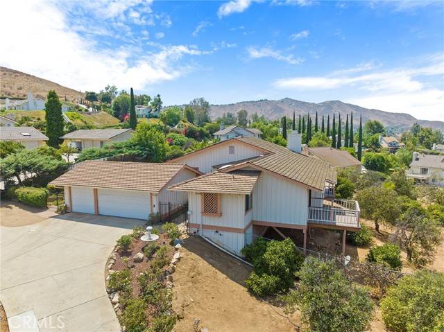 2030 Citrus Wood Ln, Riverside, CA 92503