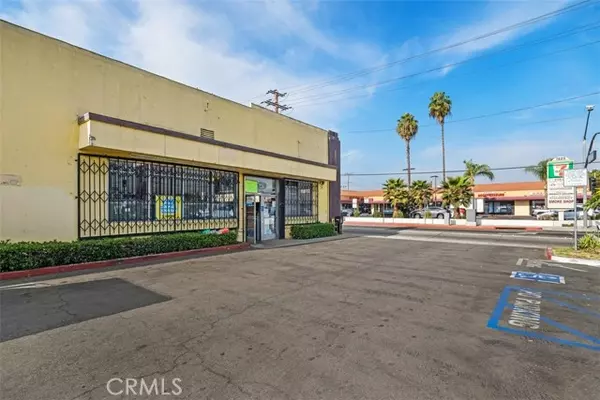 Bell Gardens, CA 90201,5658 Clara Street