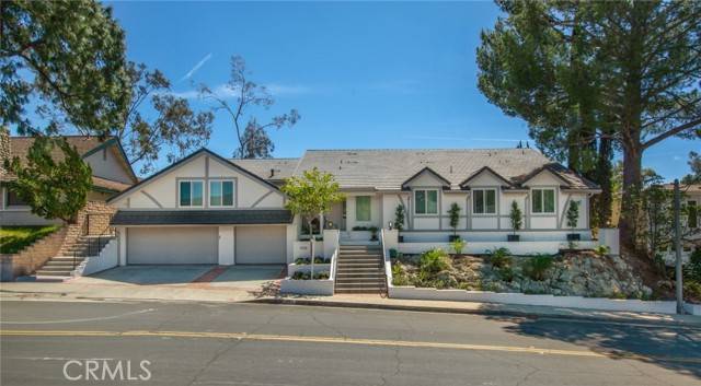 1711 Heather Ridge Drive, Glendale, CA 91207