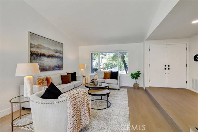 San Diego, CA 92129,9409 Aldabra Court