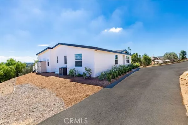 Fallbrook, CA 92028,812 Quail Hill