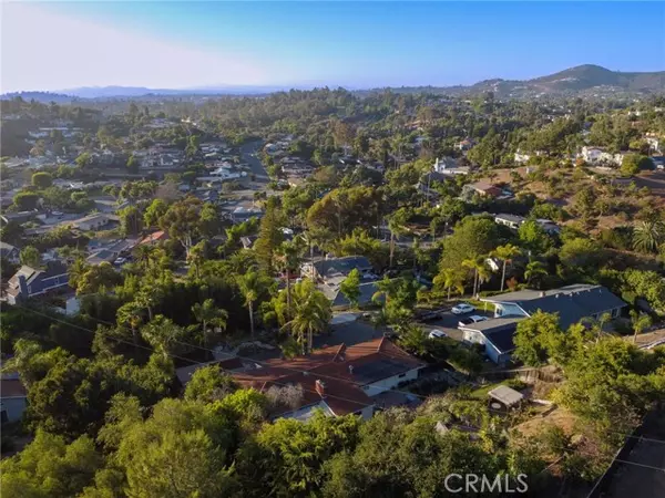 Vista, CA 92084,1670 Alta Vista