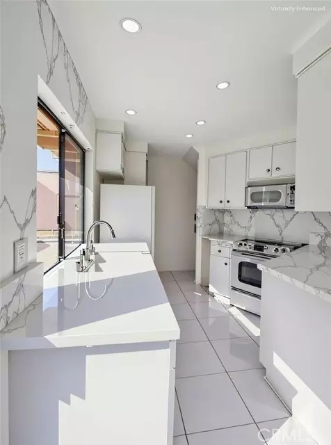 La Jolla (san Diego), CA 92037,3252 Via Marin #9