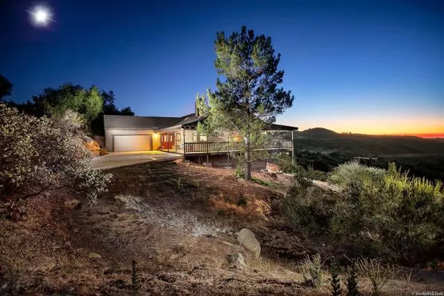 Valley Center, CA 92082,19924 Santee Lane