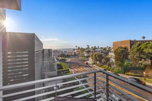 La Jolla (san Diego), CA 92037,427 Ravina Street