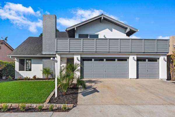 3367 Wisteria Cir, Costa Mesa, CA 92626