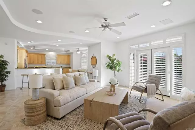 La Jolla (san Diego), CA 92037,535 Genter Street