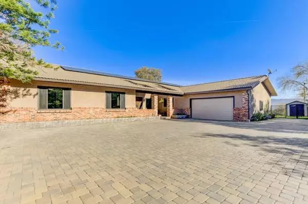 15333 Woods Valley Rd, Valley Center, CA 92082