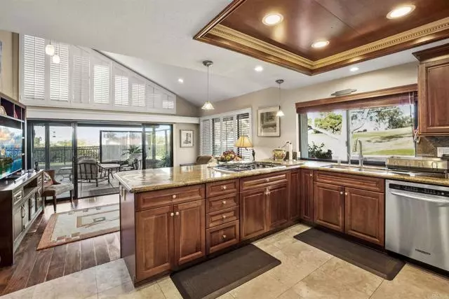 Solana Beach, CA 92075,633 Camino Ynez