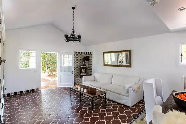 Rancho Santa Fe, CA 92067,5268 La Glorieta