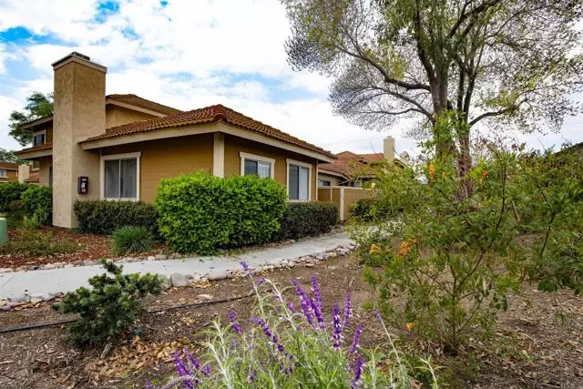 Santee, CA 92071,10706 Holly Meadows Dr #B