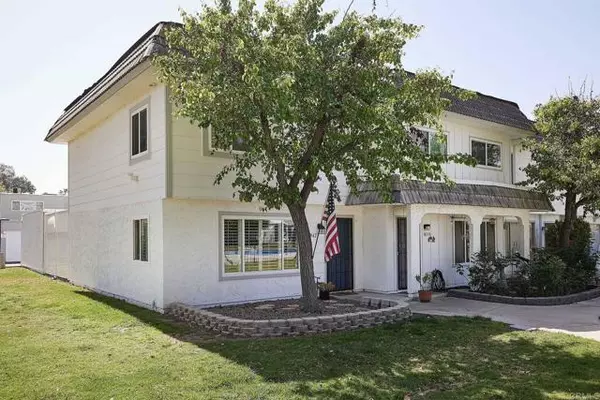 9423 Carlton Oaks Drive #A, Santee, CA 92071