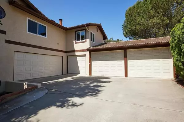 14210 Tierra Bonita Road, Poway, CA 92064