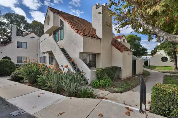 341 N Melrose Drive #C, Vista, CA 92083