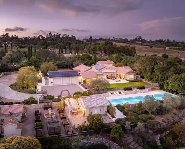 17391 Via Recanto, Rancho Santa Fe, CA 92067