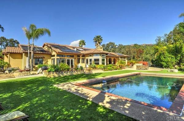 27690 Alps Lane, Escondido, CA 92026