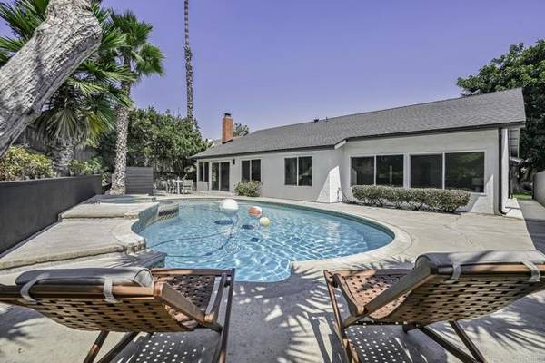 1735 Woodbine Place, Oceanside, CA 92054