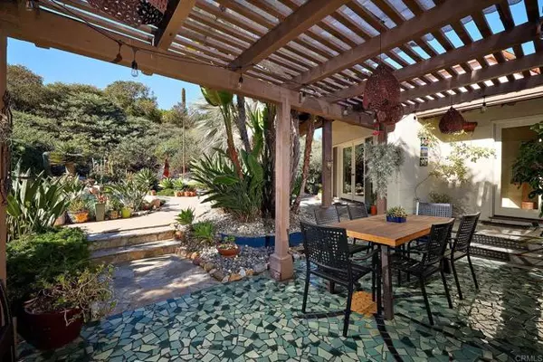 Encinitas, CA 92024,974 Summer Holly Lane