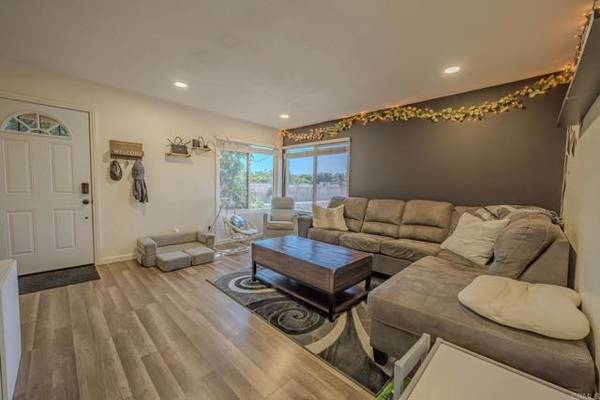 535 N Beech Street #18, Escondido, CA 92025