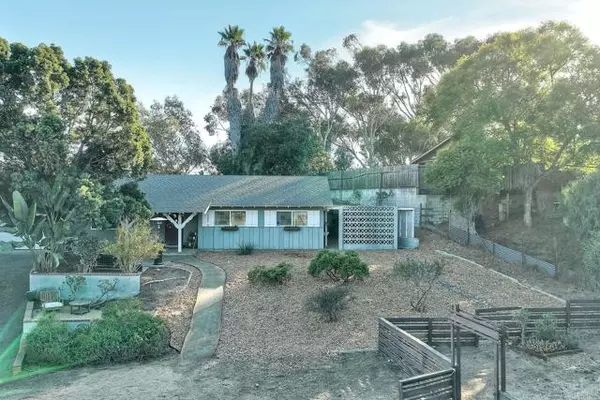 2305 Ivy Road, Oceanside, CA 92054