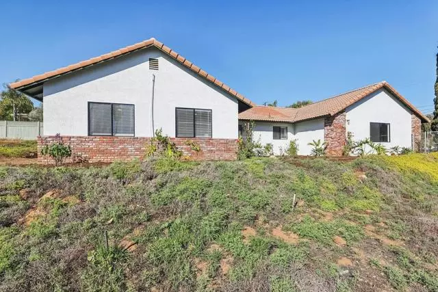 1340 Via Feliz, Fallbrook, CA 92028