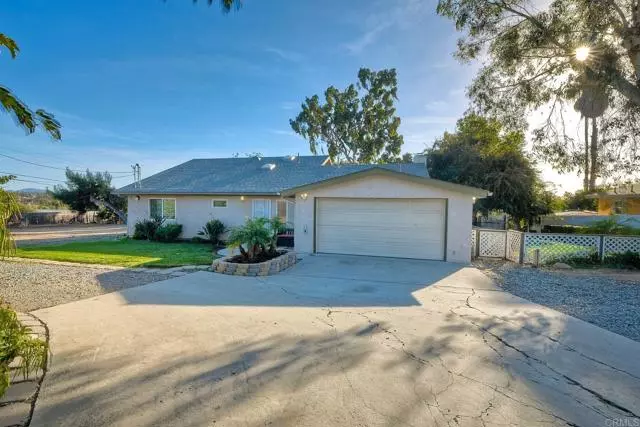 Vista, CA 92083,839 Rose Drive