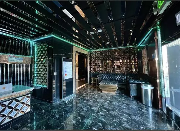 San Diego, CA 92111,4344 Convoy St