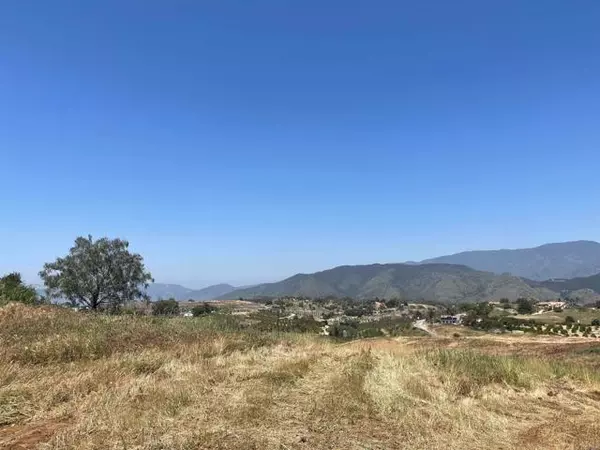 Valley Center, CA 92082,36353 Carney Road