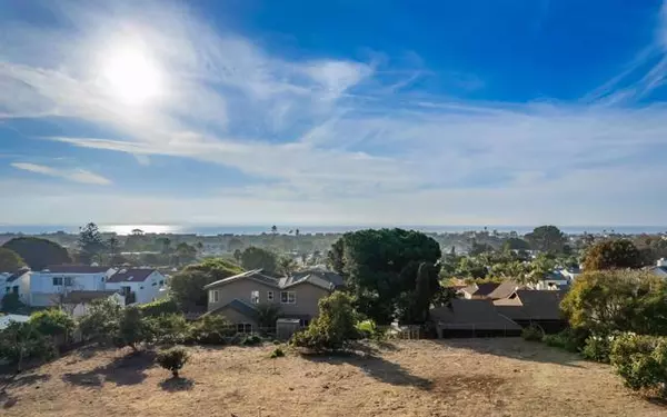 Encinitas, CA 92024,936 Hymettus Avenue