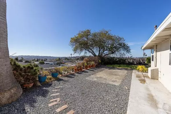 Oceanside, CA 92057,3755 Vista Campana #49