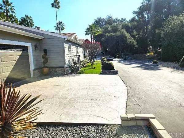 Escondido, CA 92026,8975 Lawrence Welk Drive #203