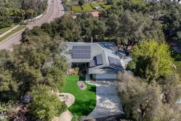 27509 Mountain Meadow Rd, Escondido, CA 92026
