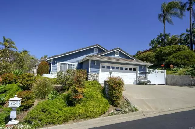 Vista, CA 92083,223 Presley Place