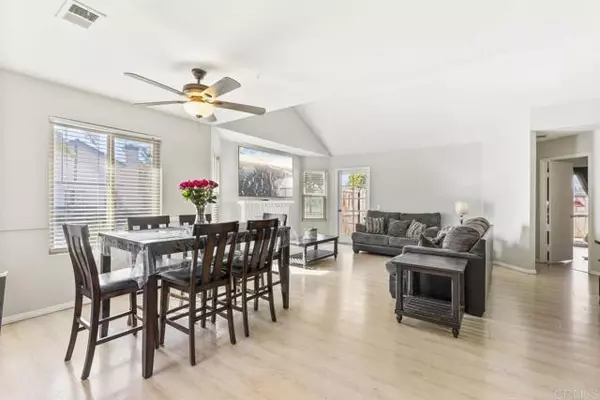 Escondido, CA 92027,447 Nantucket