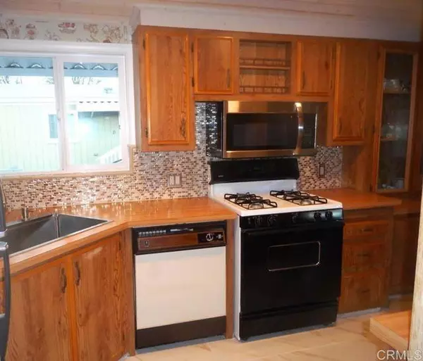 Escondido, CA 92027,211 N Citrus Avenue #22