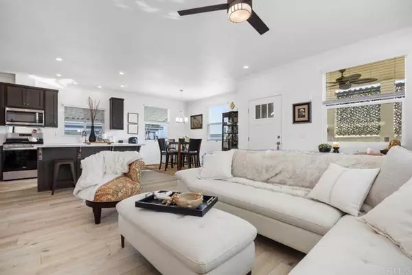 Oceanside, CA 92056,166 Horizon Lane