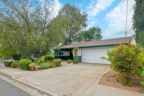 506 E 9Th Avenue, Escondido, CA 92025