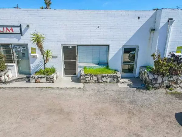 Escondido, CA 92025,629 W 5th Avenue