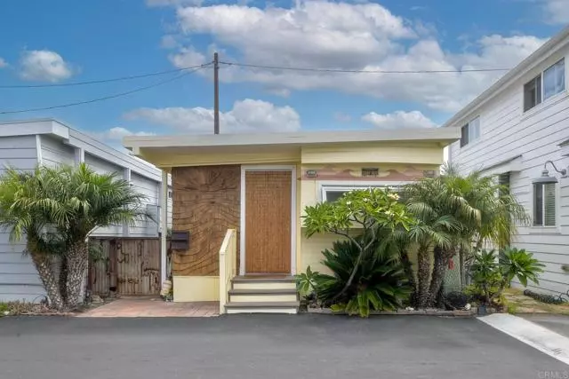 Encinitas, CA 92024,170 Diana Street #20