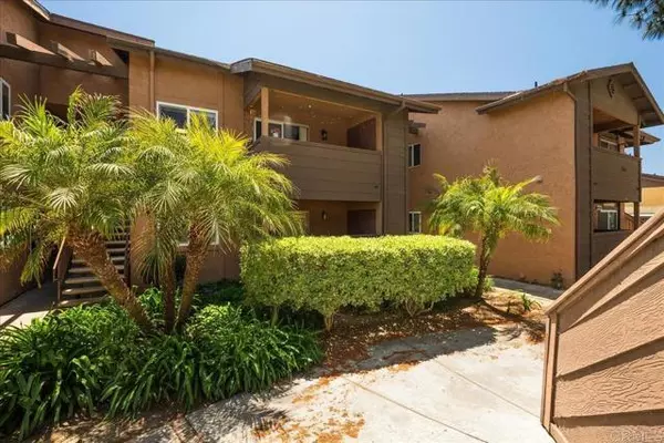 Oceanside, CA 92057,514 Calle Montecito #78