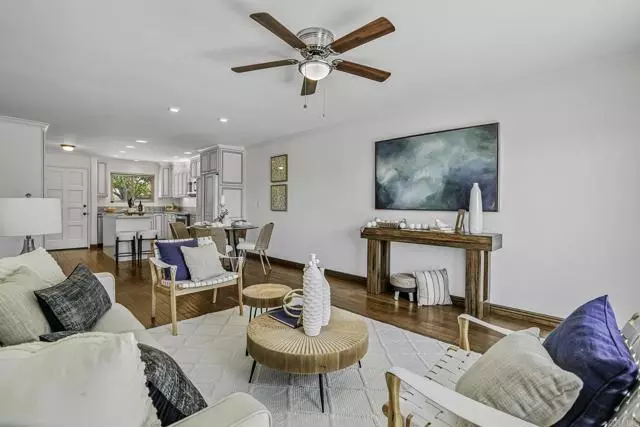 Encinitas, CA 92024,339 Orwell Lane