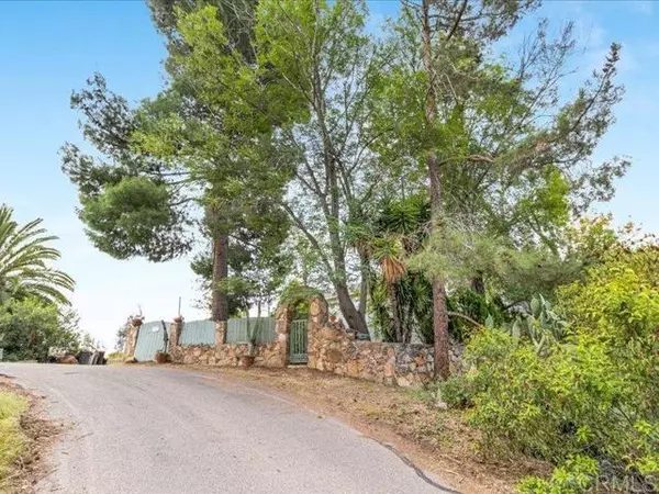 Fallbrook, CA 92028,10071 Gomez Creek Road