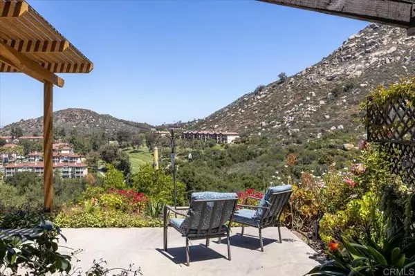 Escondido, CA 92026,8975 Lawrence Welk Dr #141