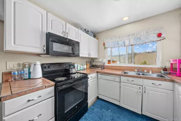 El Cajon, CA 92020,908 s sunshine ave #18